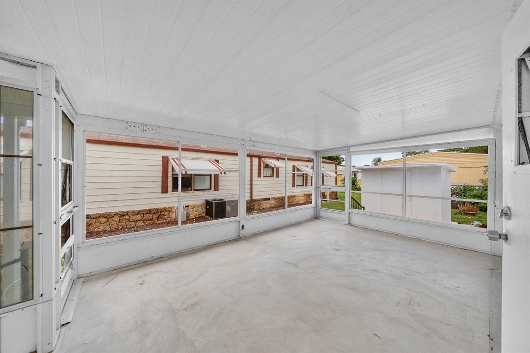 22 Covered Porch (1)