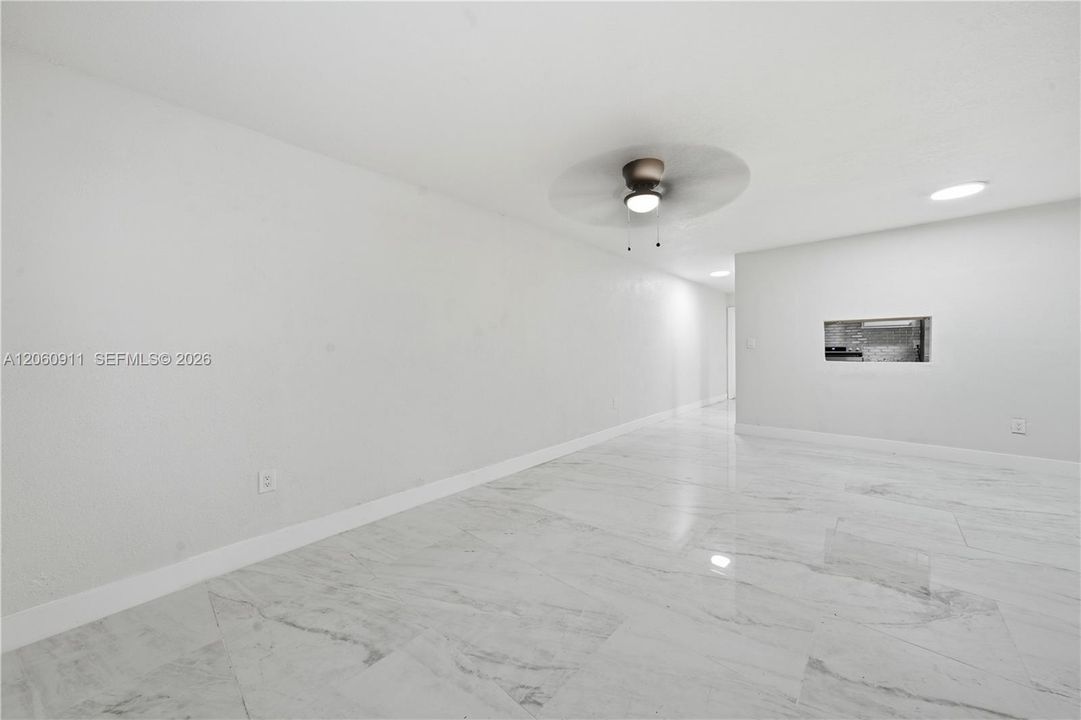 Active With Contract: $350,000 (3 beds, 1 baths, 1152 Square Feet)