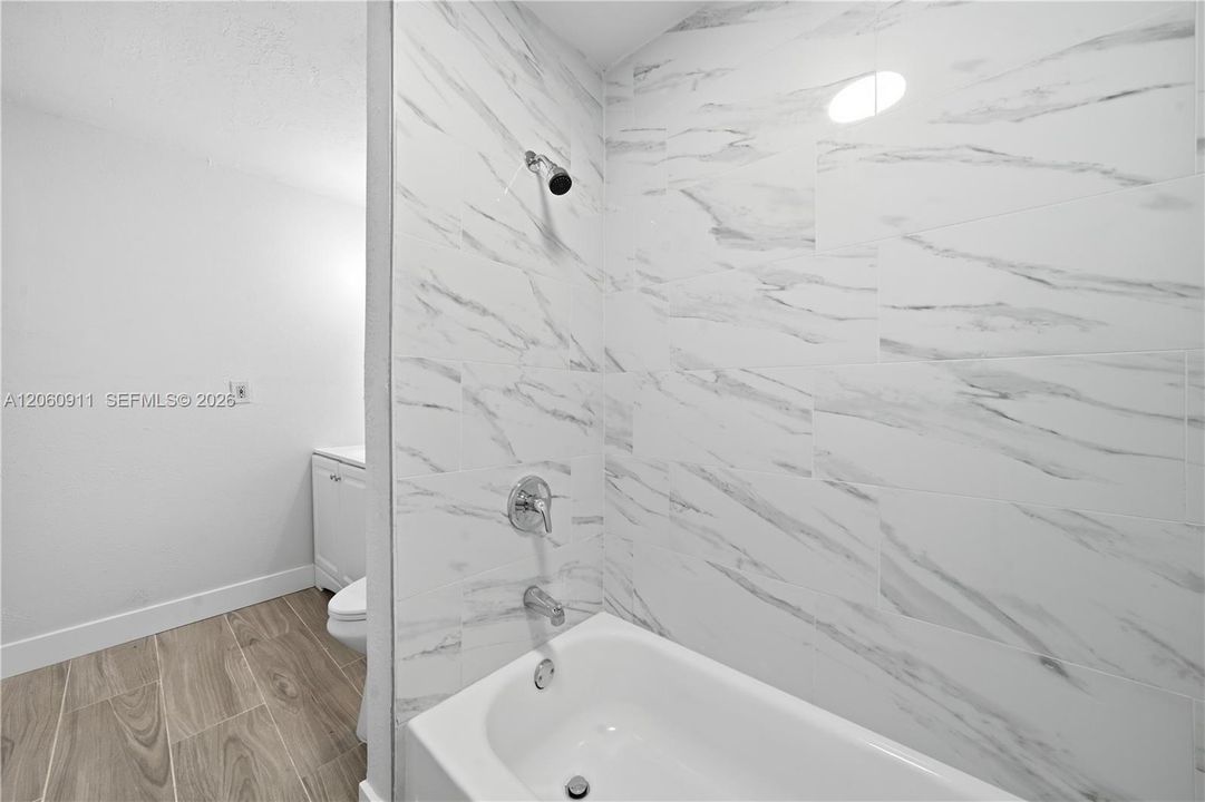 Active With Contract: $350,000 (3 beds, 1 baths, 1152 Square Feet)