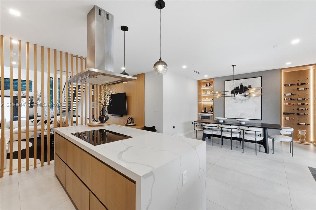На продажу: $2,495,000 (4 спален, 3 ванн, 2535 Квадратных фут)