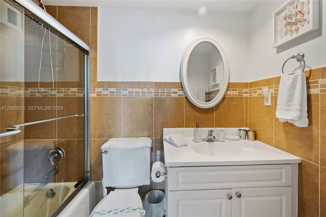 На продажу: $437,000 (1 спален, 1 ванн, 874 Квадратных фут)
