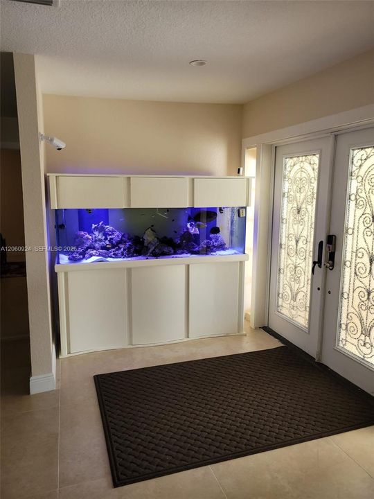 В аренду: $2,300 (2 спален, 1 ванн, 1000 Квадратных фут)