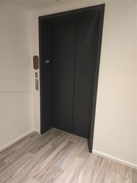 В аренду: $6,000 (2 спален, 2 ванн, 1152 Квадратных фут)