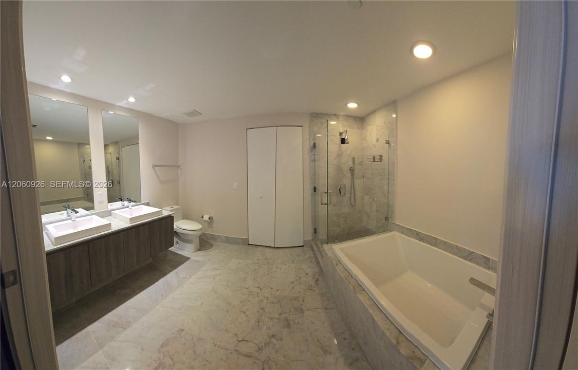 For Rent: $6,000 (2 beds, 2 baths, 1152 Square Feet)