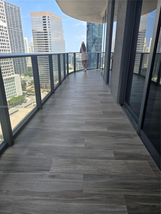 For Rent: $6,000 (2 beds, 2 baths, 1152 Square Feet)