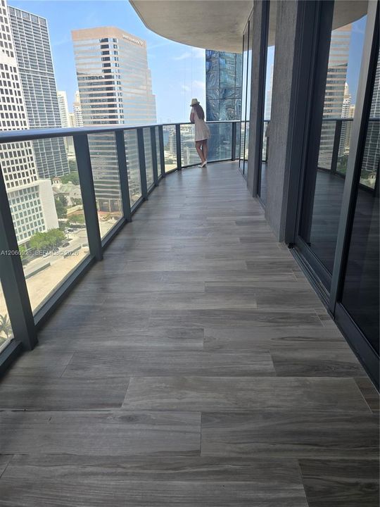 For Rent: $6,000 (2 beds, 2 baths, 1152 Square Feet)