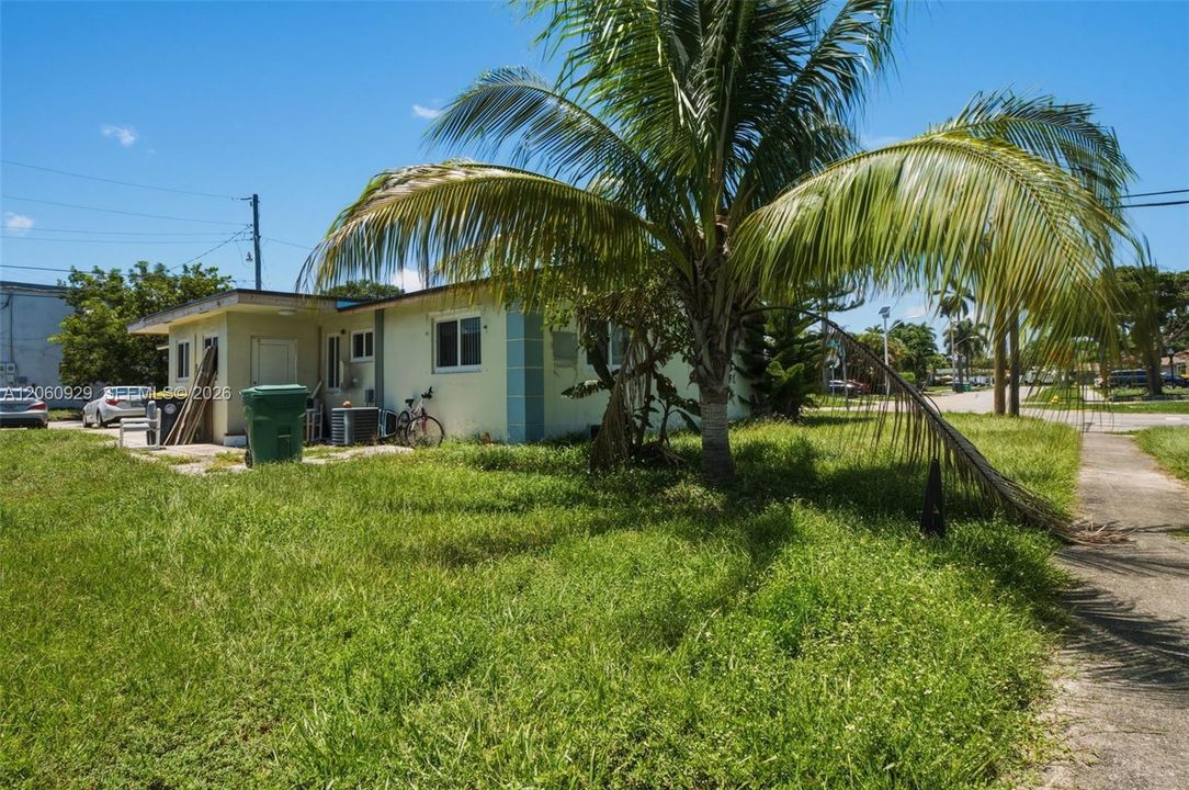 For Sale: $649,000 (0 beds, 0 baths, 1674 Square Feet)