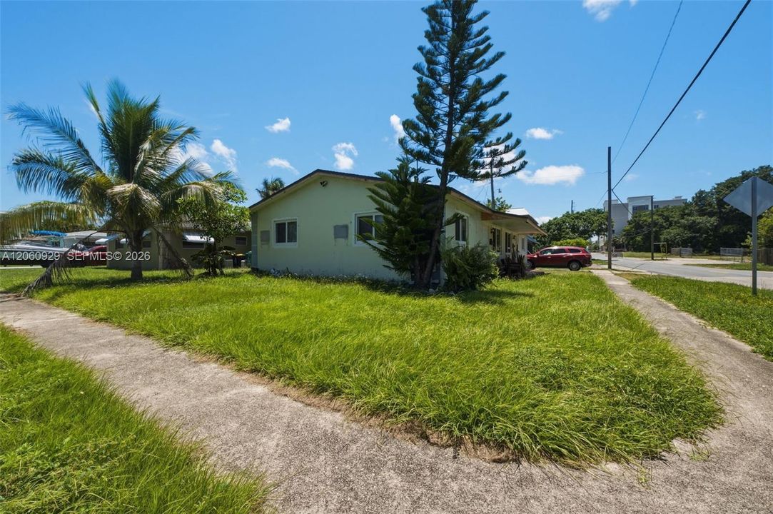 For Sale: $649,000 (0 beds, 0 baths, 1674 Square Feet)