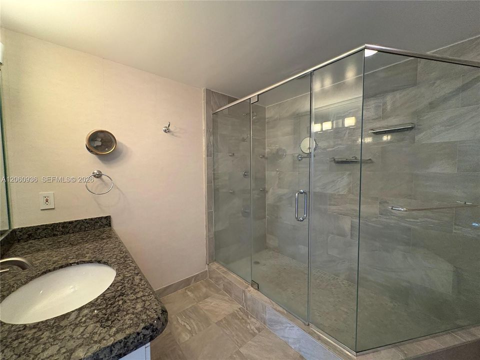 В аренду: $5,800 (3 спален, 2 ванн, 1840 Квадратных фут)
