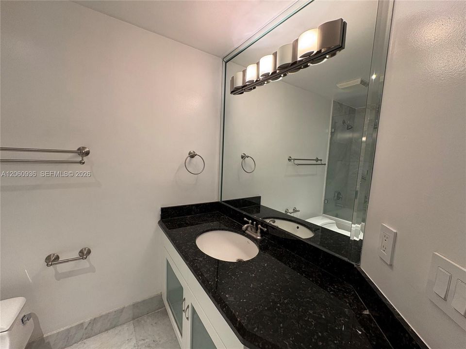 В аренду: $5,800 (3 спален, 2 ванн, 1840 Квадратных фут)