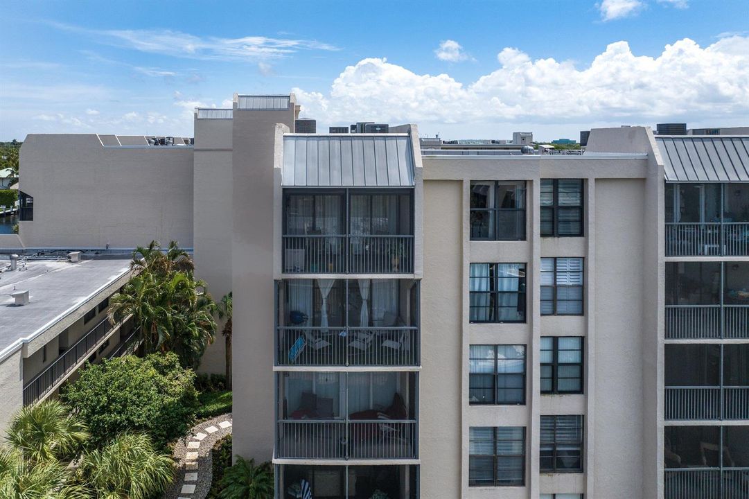 023-17RoyalPalmWay-606-BocaRaton-FL-3343