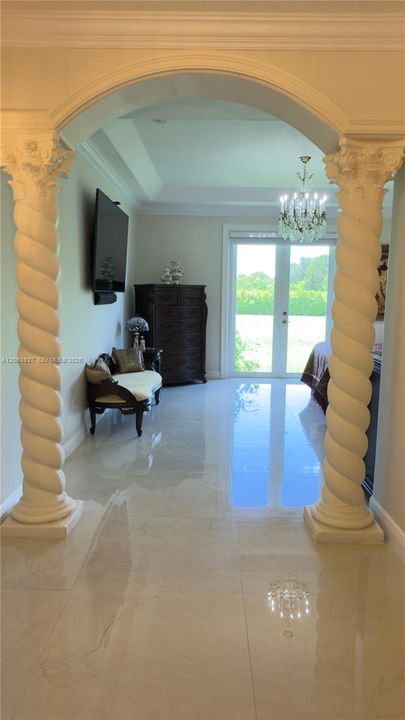 En Venta: $1,500,000 (4 camas, 3 baños, 3246 Pies cuadrados)