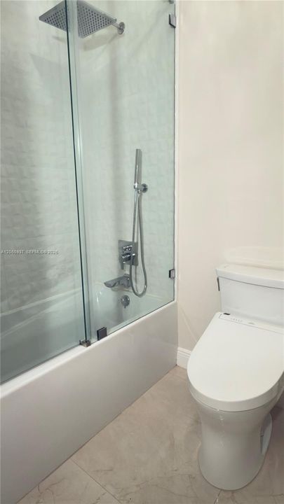 En Venta: $1,500,000 (4 camas, 3 baños, 3246 Pies cuadrados)