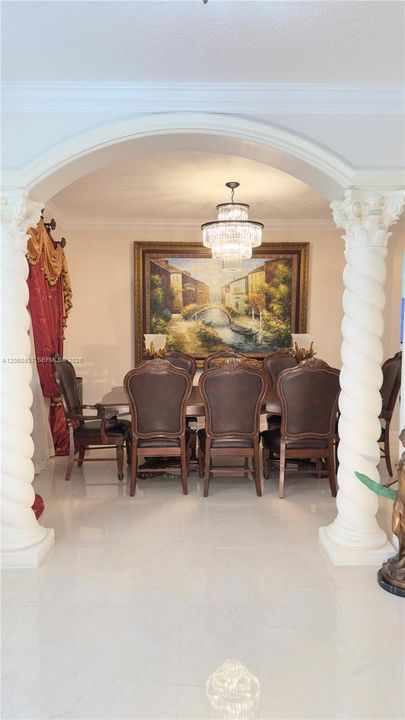 En Venta: $1,500,000 (4 camas, 3 baños, 3246 Pies cuadrados)