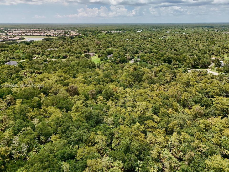 En Venta: $110,000 (1.14 acres)