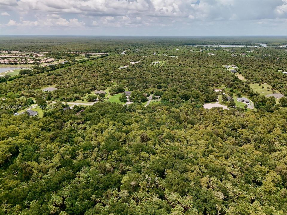 En Venta: $110,000 (1.14 acres)