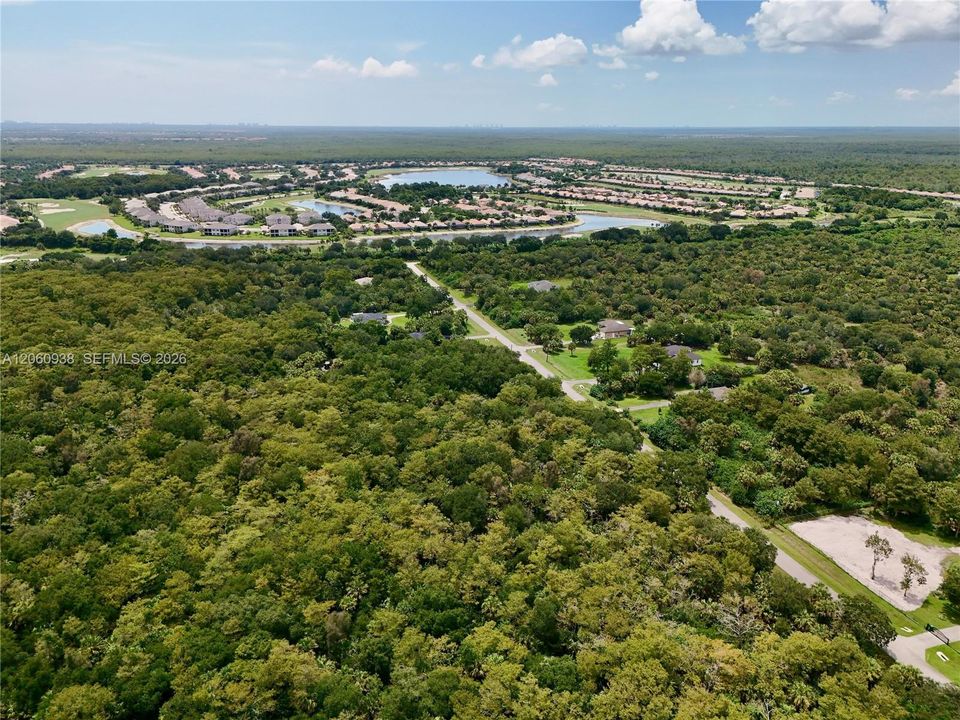 En Venta: $110,000 (1.14 acres)