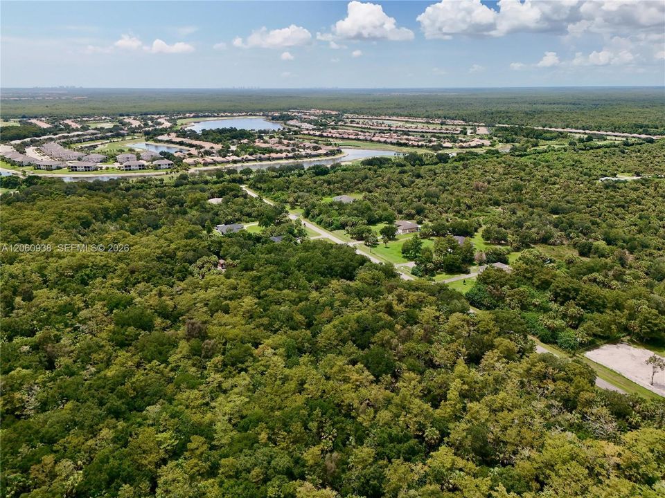 En Venta: $110,000 (1.14 acres)
