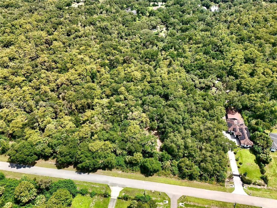 En Venta: $110,000 (1.14 acres)