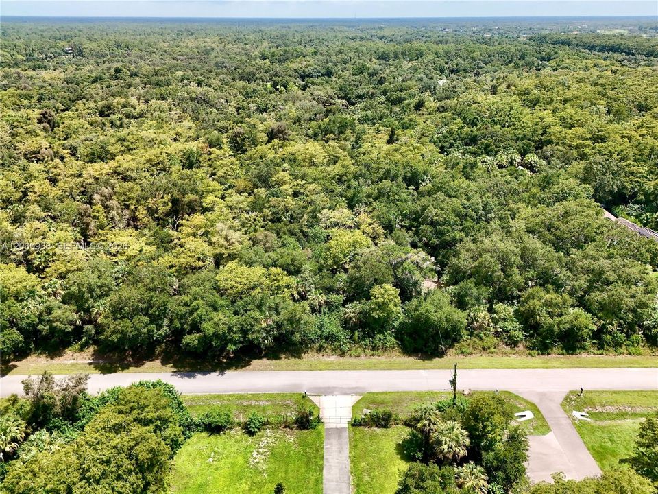 En Venta: $110,000 (1.14 acres)