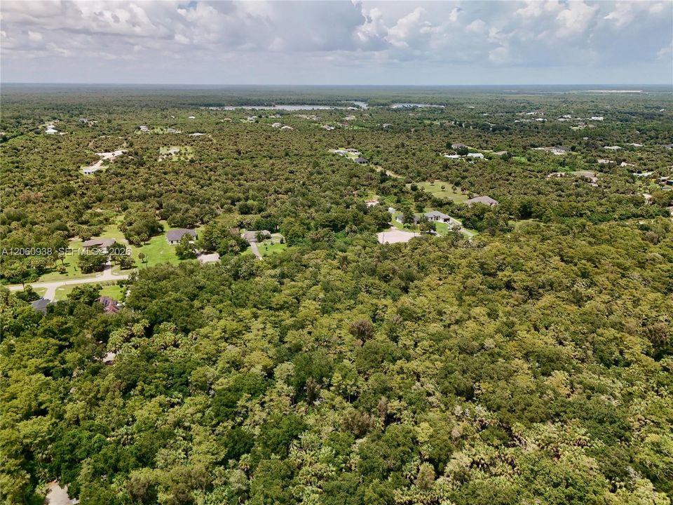 En Venta: $110,000 (1.14 acres)