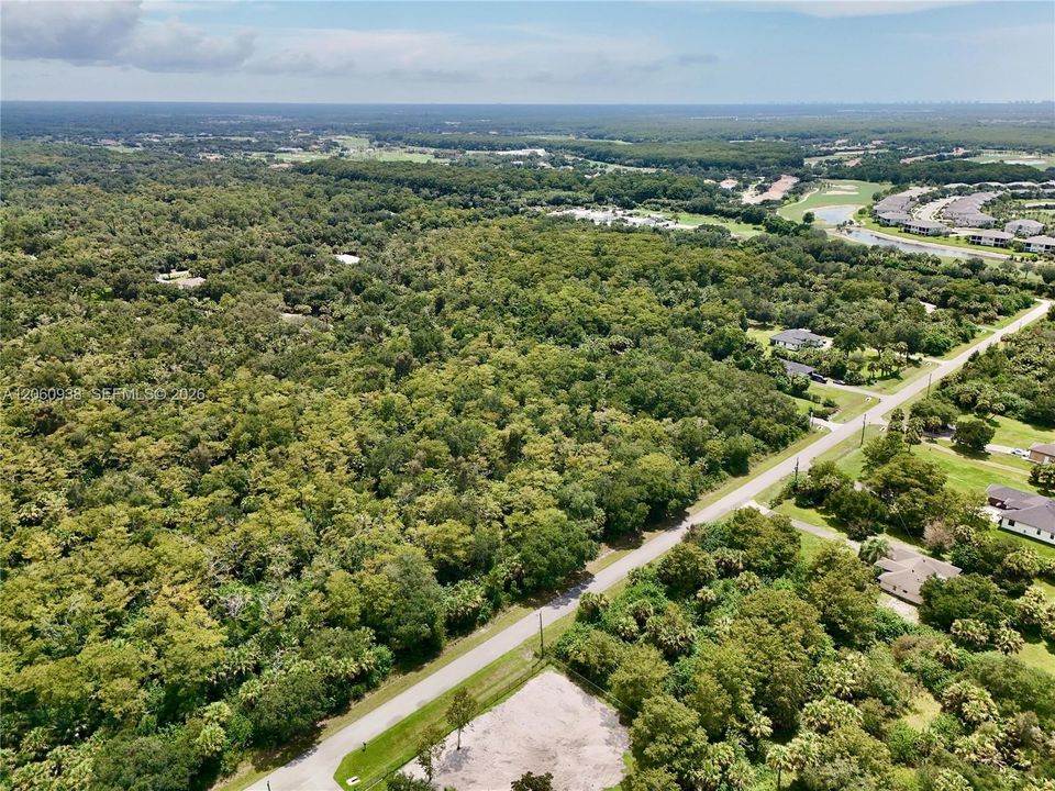En Venta: $110,000 (1.14 acres)