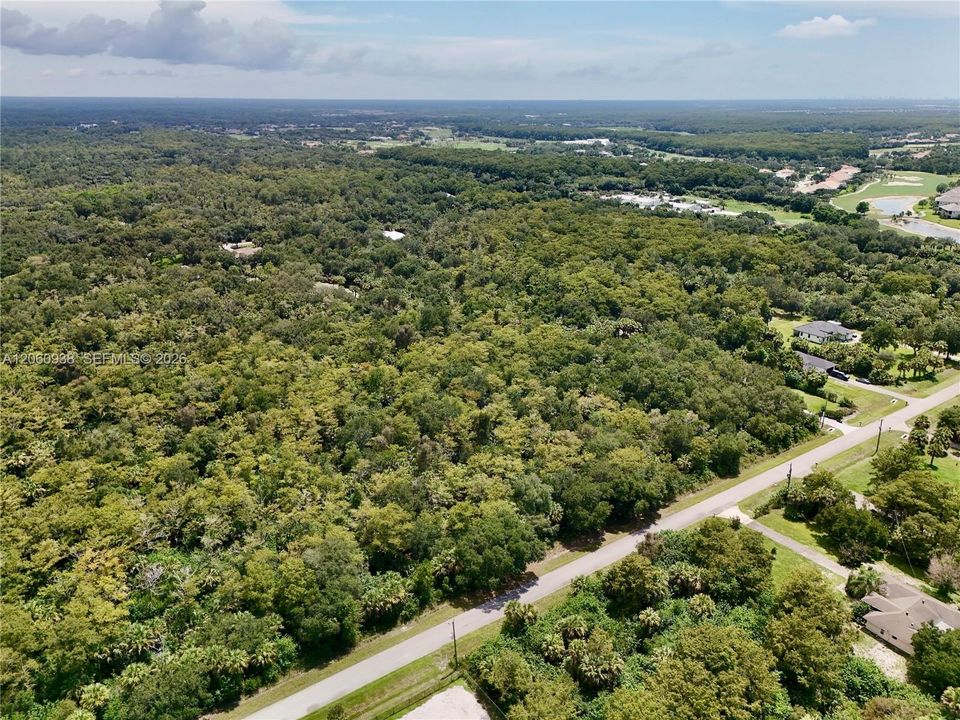 En Venta: $110,000 (1.14 acres)