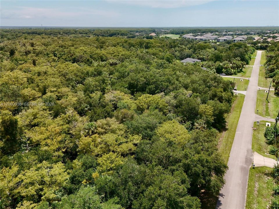 En Venta: $110,000 (1.14 acres)