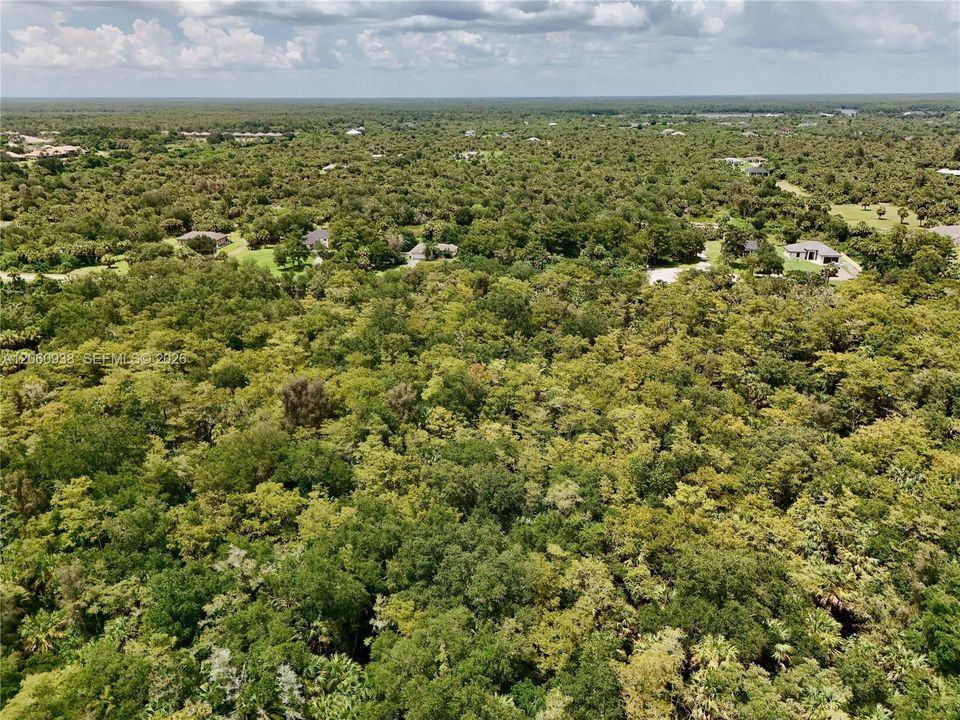 En Venta: $110,000 (1.14 acres)