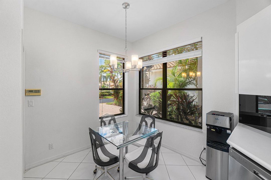 Breakfast area