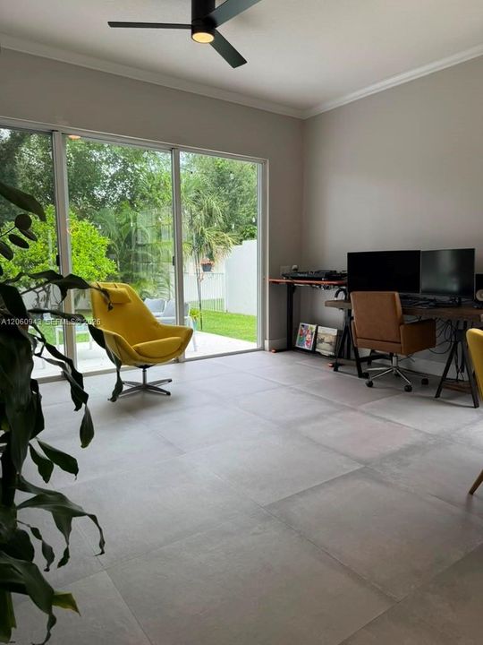 En Renta: $4,800 (3 camas, 2 baños, 1711 Pies cuadrados)