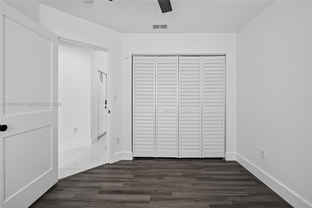 В аренду: $3,700 (3 спален, 2 ванн, 1454 Квадратных фут)