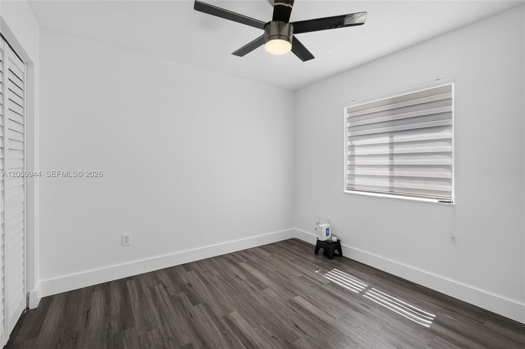 В аренду: $3,700 (3 спален, 2 ванн, 1454 Квадратных фут)