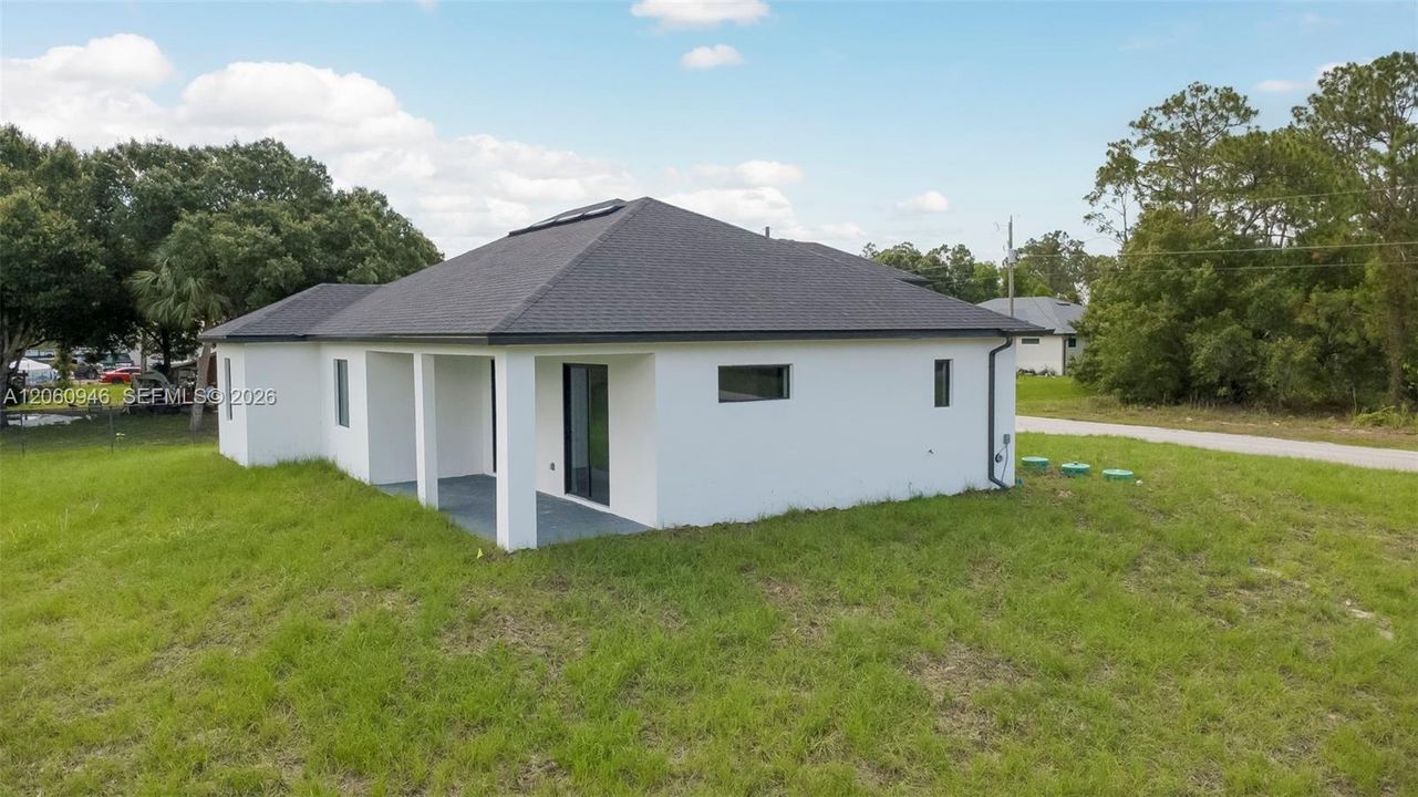 En Venta: $329,999 (3 camas, 2 baños, 1603 Pies cuadrados)