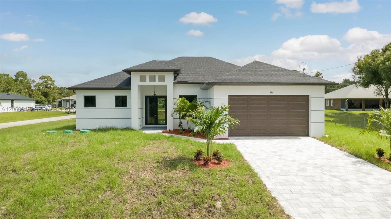 En Venta: $329,999 (3 camas, 2 baños, 1603 Pies cuadrados)