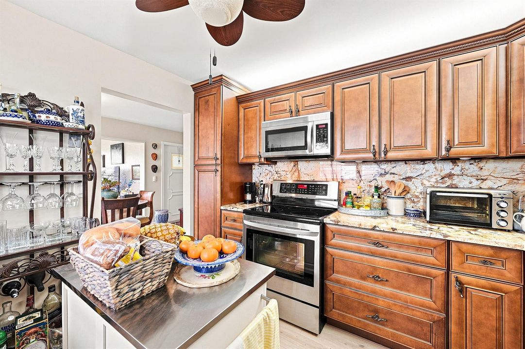 12_kitchen