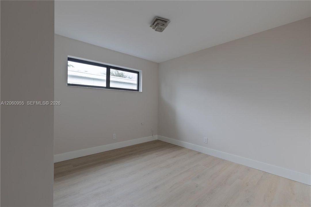 В аренду: $4,900 (3 спален, 2 ванн, 1790 Квадратных фут)
