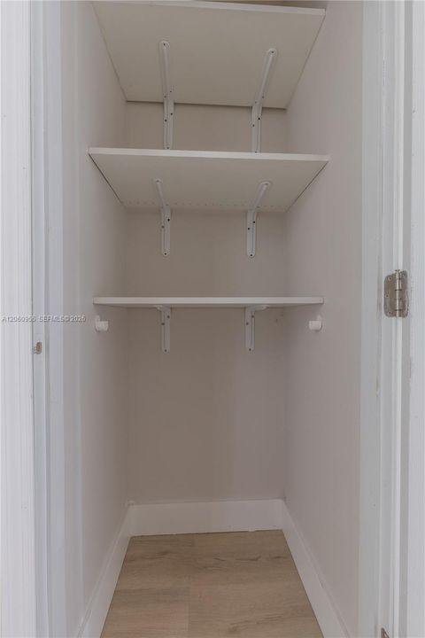 В аренду: $4,900 (3 спален, 2 ванн, 1790 Квадратных фут)