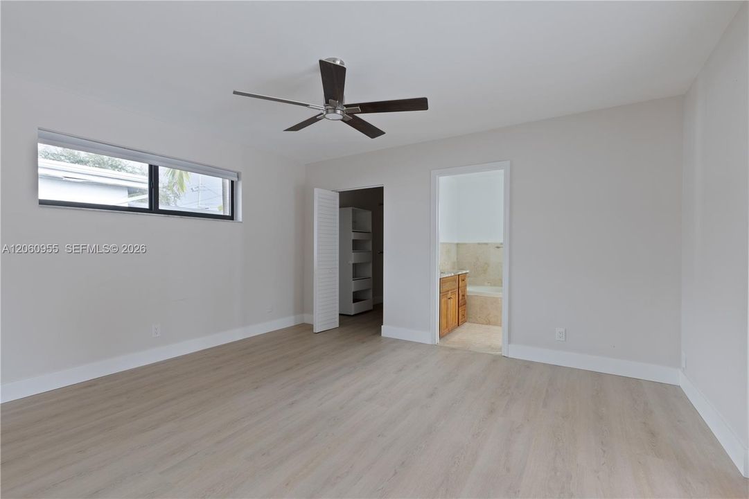 В аренду: $4,900 (3 спален, 2 ванн, 1790 Квадратных фут)