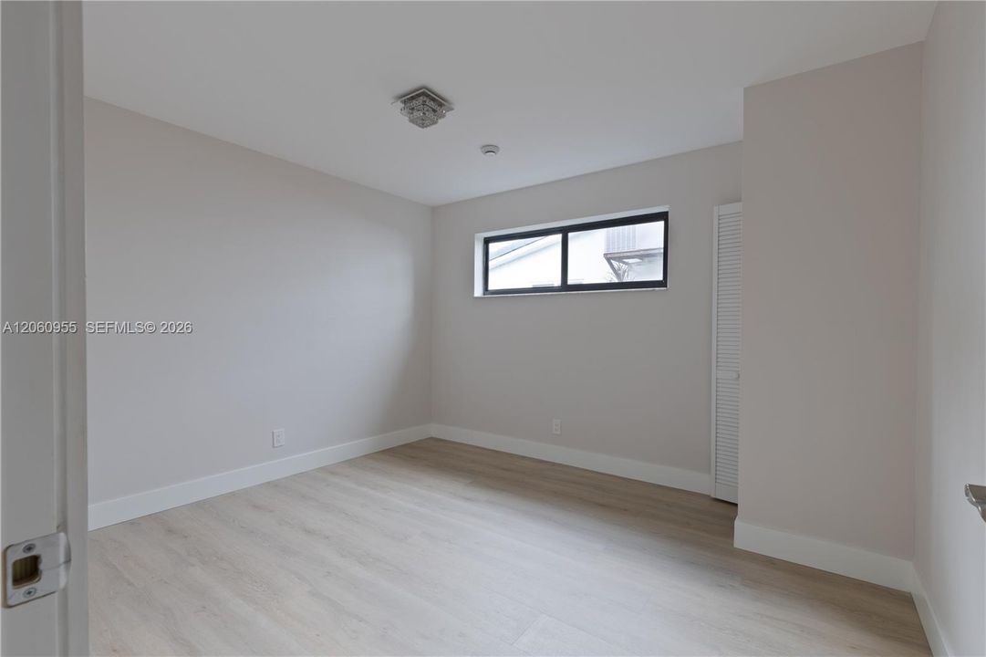 В аренду: $4,900 (3 спален, 2 ванн, 1790 Квадратных фут)