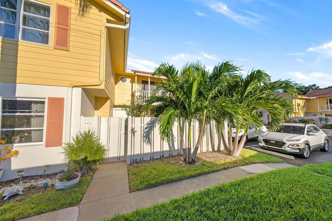 169 Seabreeze Circle-2