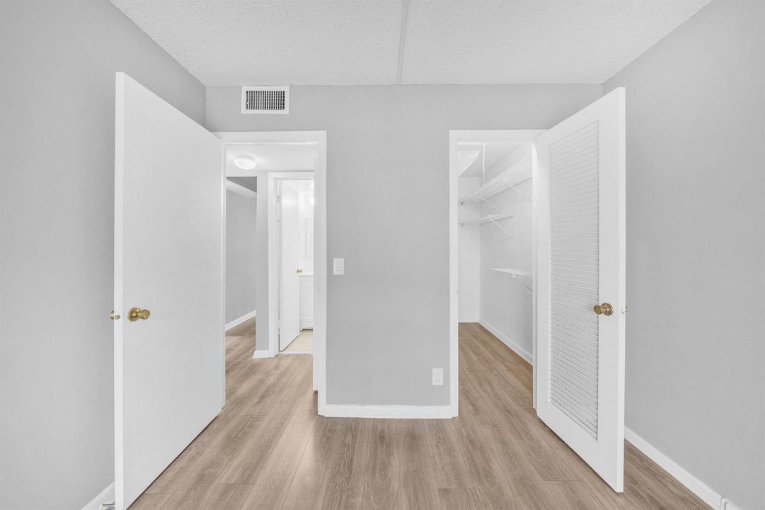 12 Guest Bedroom B (2)