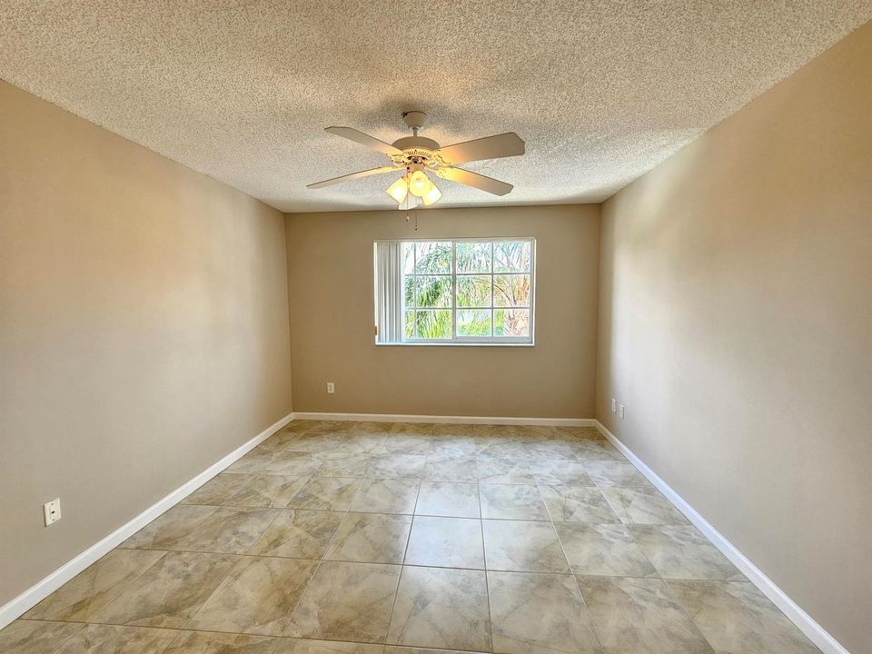 Bedroom 1 (3)