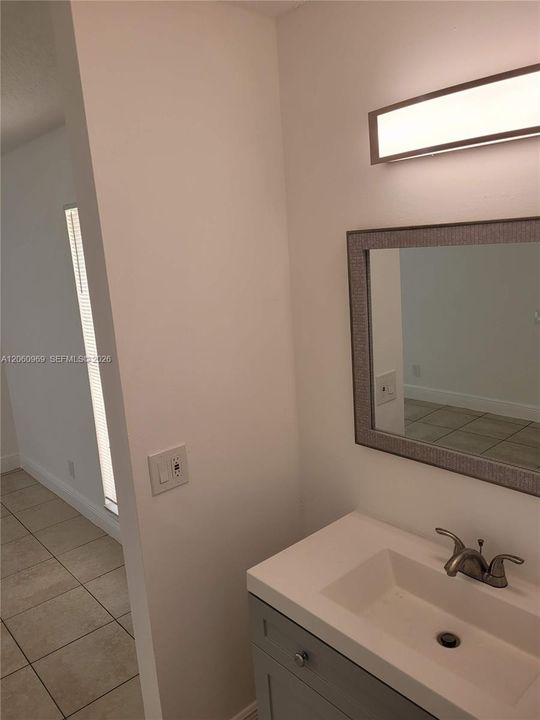 В аренду: $2,200 (3 спален, 2 ванн, 1167 Квадратных фут)