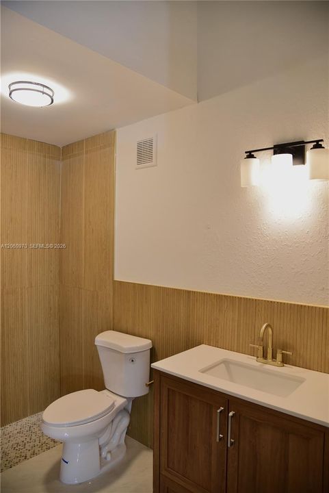 For Rent: $3,400 (3 beds, 2 baths, 1093 Square Feet)