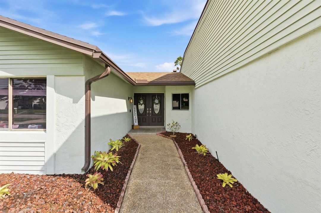 9437 NW 46th Ct_006