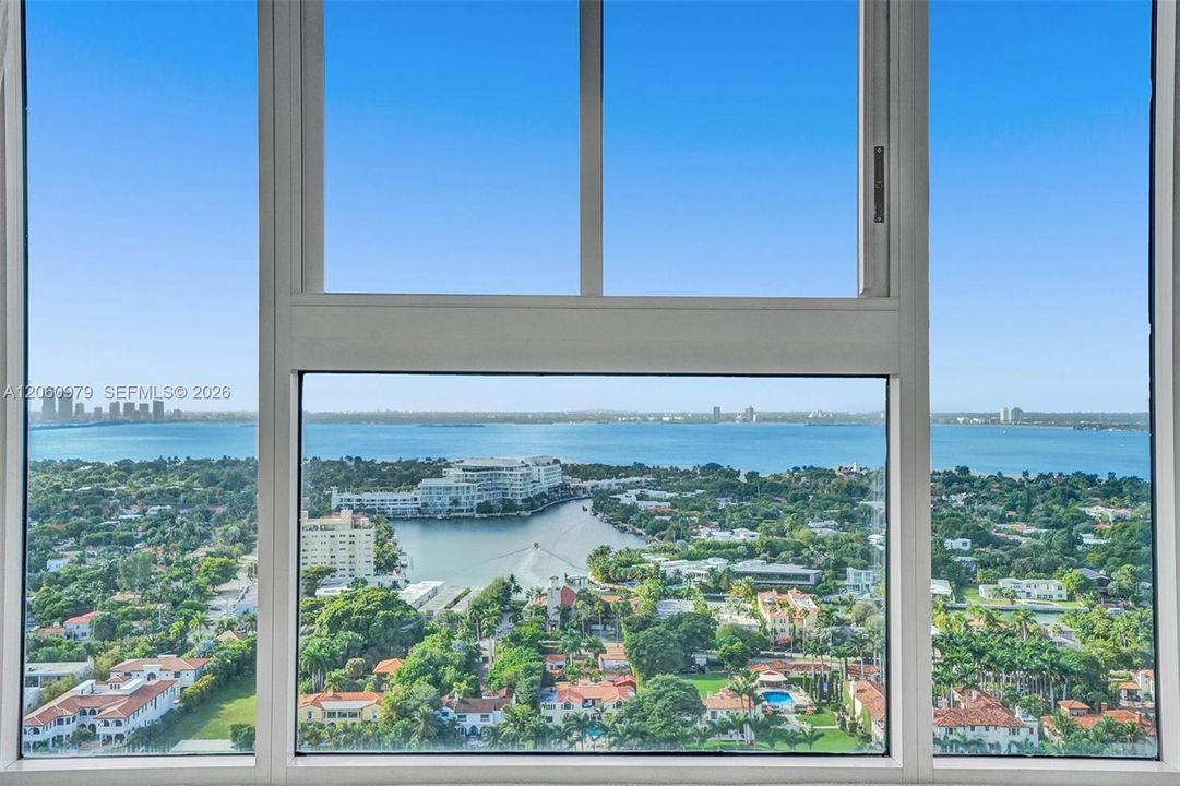 В аренду: $6,900 (2 спален, 2 ванн, 1380 Квадратных фут)