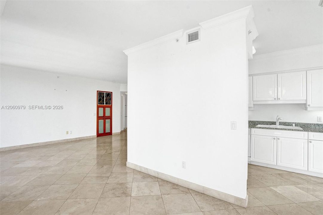 В аренду: $6,900 (2 спален, 2 ванн, 1380 Квадратных фут)