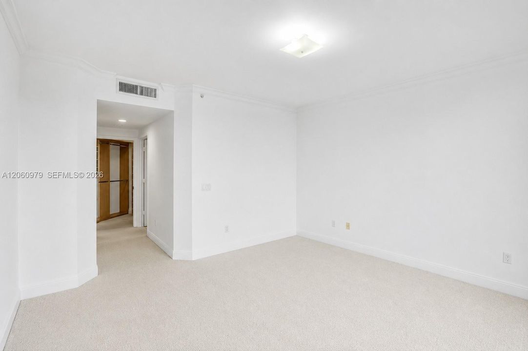 В аренду: $6,900 (2 спален, 2 ванн, 1380 Квадратных фут)