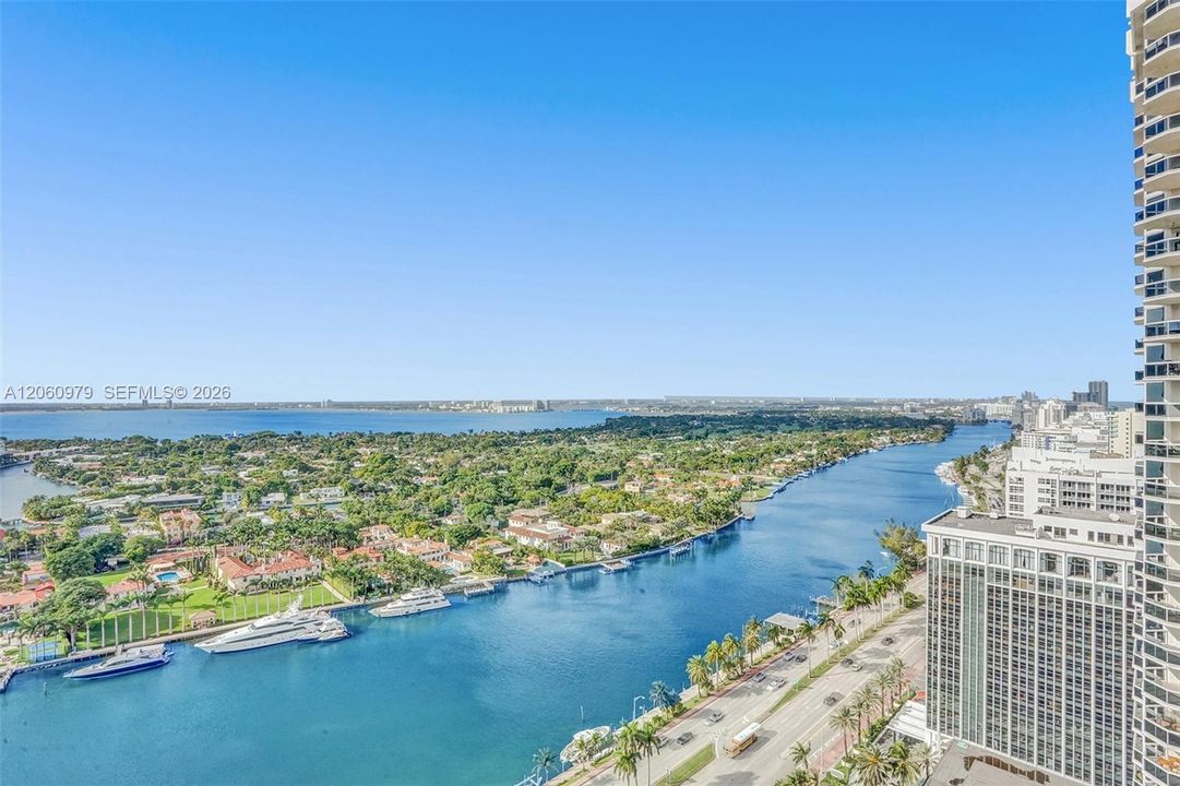 В аренду: $6,900 (2 спален, 2 ванн, 1380 Квадратных фут)